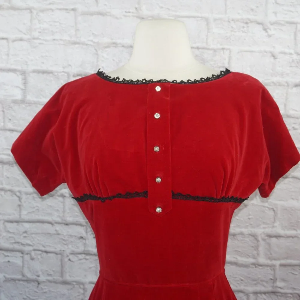 Vintage 50s Crushed Velvet Rhinestone Dress - Picture 3 of 11